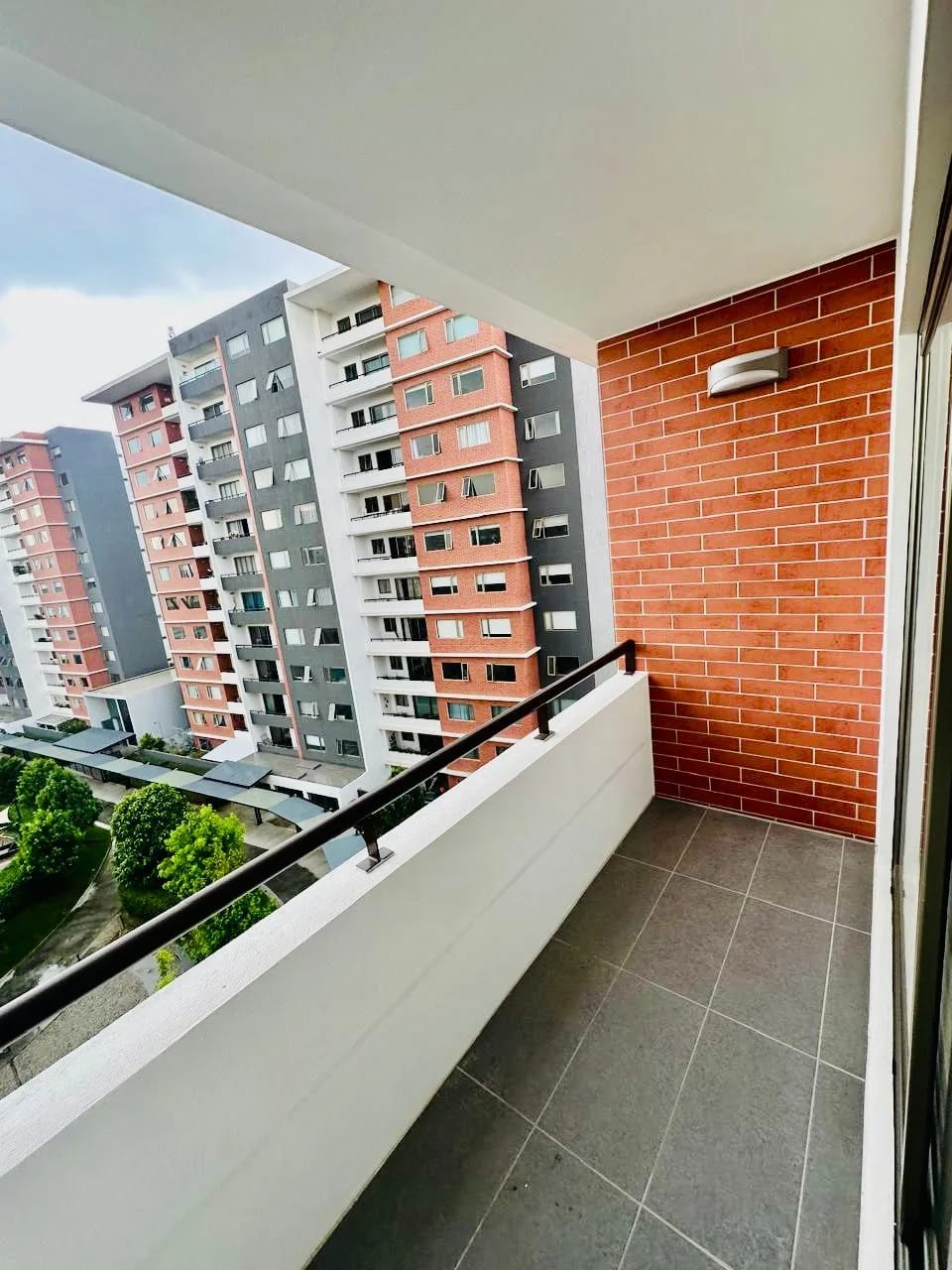 Hermosos Apartamentos de 3 dormitorios en alquiler en zona 14 La Villa — Apartamento en Alquiler en Zona 14, Guatemala, Ciudad — foto 9 de 15