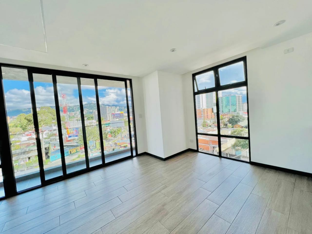 Ideal para inversión Airbnb, apartamento en venta en Zona 10 — Apartamento en Venta en Zona 10, Guatemala, Ciudad — foto 10 de 15