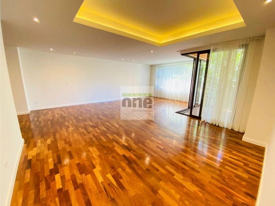 Apartamento de Lujo de 3 dormitorios en zona 10 — Apartamento en Alquiler en Zona 10, Guatemala, Ciudad — foto 7 de 13