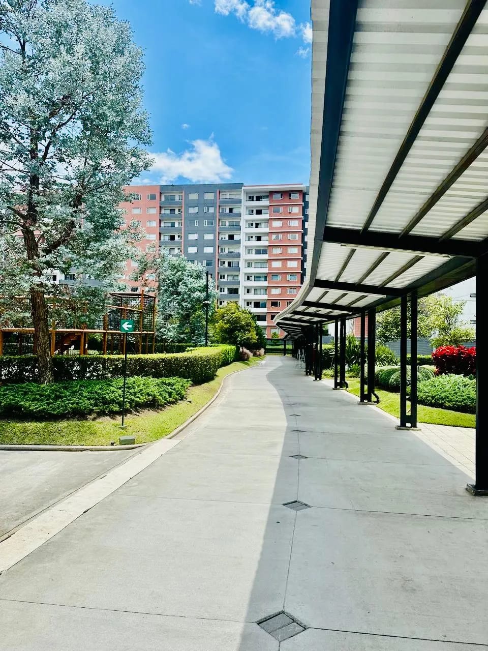 Lindo apartamento en nivel alto, en venta en zona 14 Segheria — Apartamento en Venta en Zona 14, Guatemala, Ciudad — foto 1 de 12