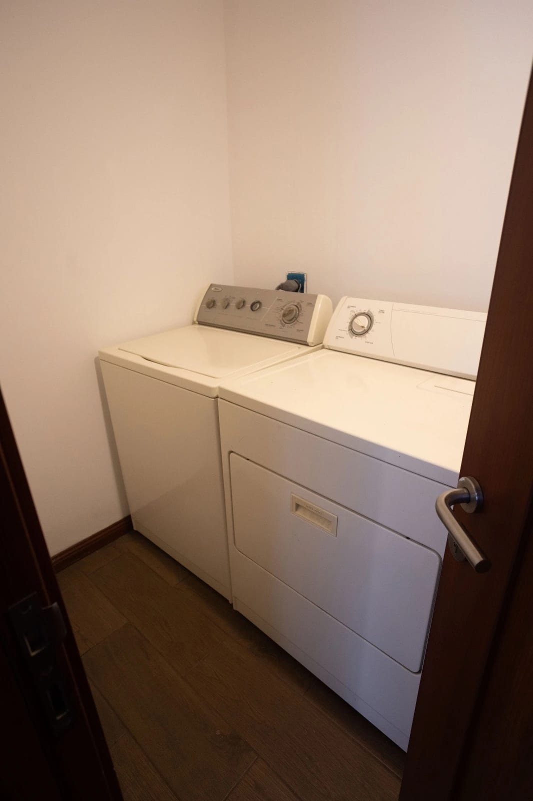 Apartamento amueblado de 1 dormitorio en Zona 13 A — Apartamento en Alquiler en Zona 13, Guatemala, Ciudad — foto 2 de 17