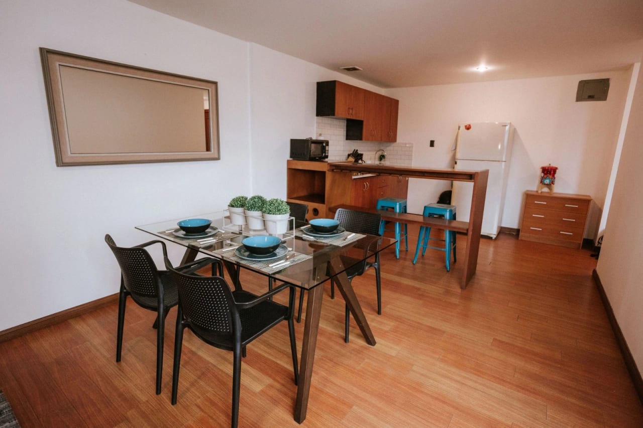 Apartamento amueblado de 1 dormitorio en Zona 13 A — Apartamento en Alquiler en Zona 13, Guatemala, Ciudad — foto 4 de 17