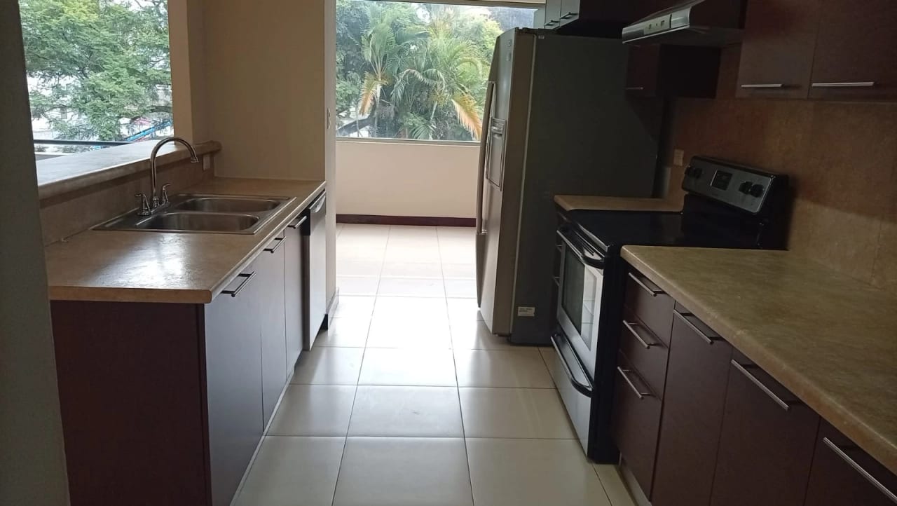 Alquiler Apartamento 2 dormitorios con 186 mts - zona 14 — Apartamento en Alquiler en Zona 14, Guatemala, Ciudad — foto 6 de 9
