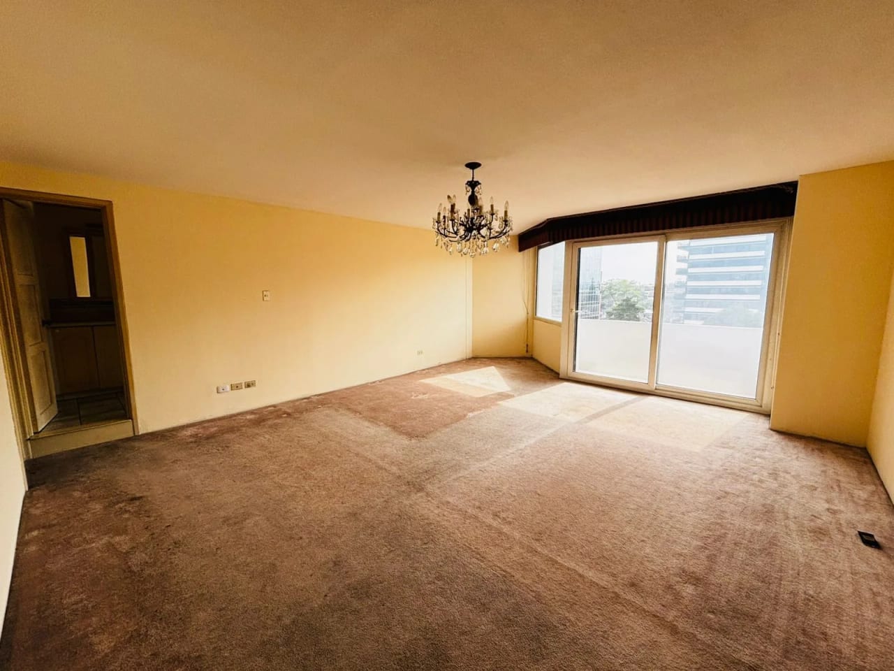 Apartamento en Avenida Reforma muy amplio ZONA 10 — Apartamento en Alquiler en Zona 10, Guatemala, Ciudad — foto 4 de 17