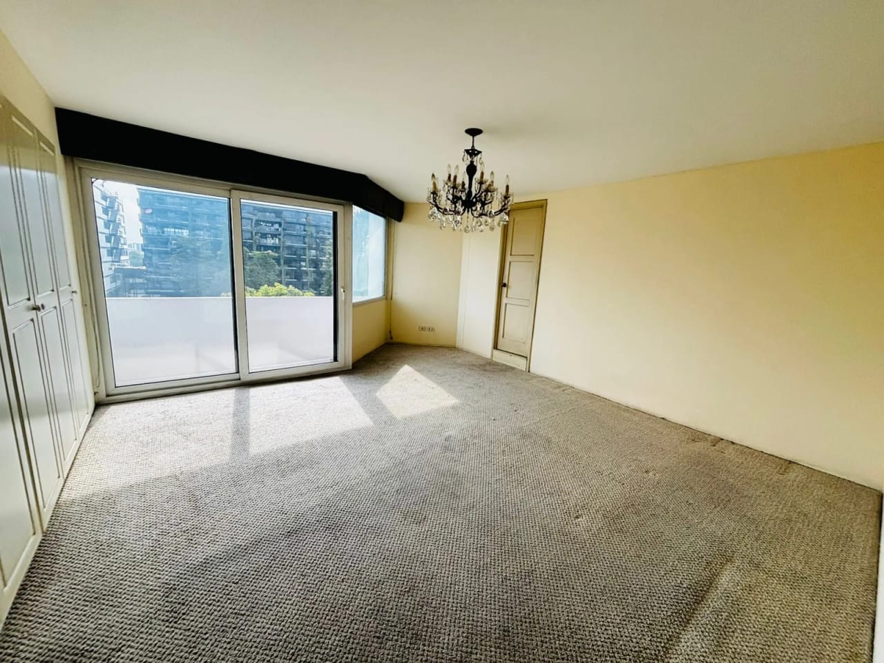 Apartamento en Avenida Reforma muy amplio ZONA 10 — Apartamento en Alquiler en Zona 10, Guatemala, Ciudad — foto 7 de 17