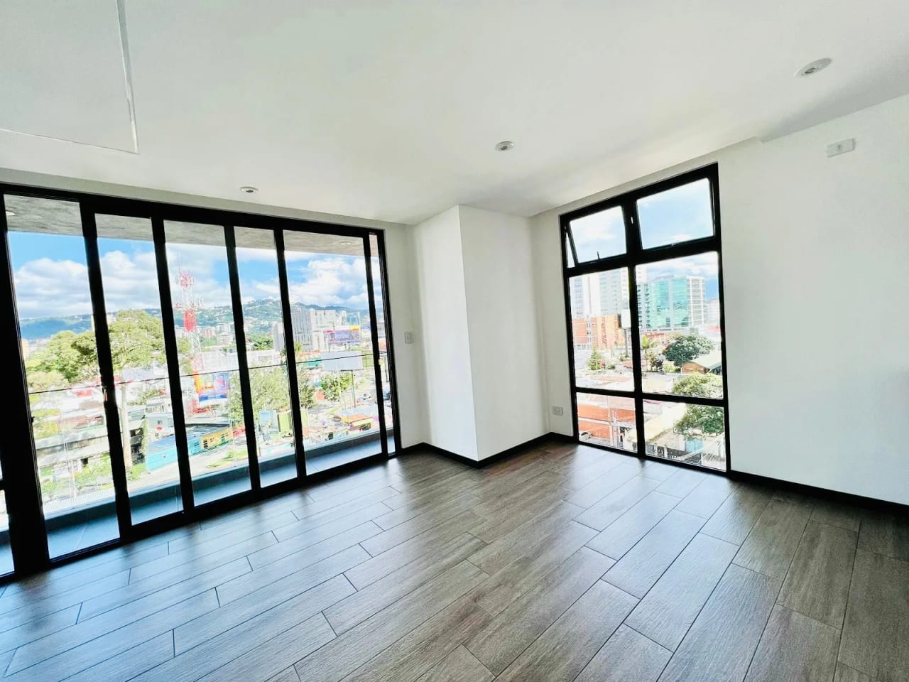 Apartamento en IQ10 en venta en Zona 10, ideal para inversión — Apartamento en Venta en Zona 10, Guatemala, Ciudad — foto 1 de 11