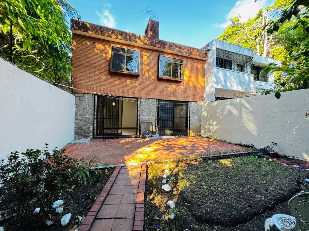 Casa con jardín en Km 27 Carretera a El Salvador — Apartamento en Venta en Carretera a El Salvador, Guatemala, Ciudad — foto 3 de 17