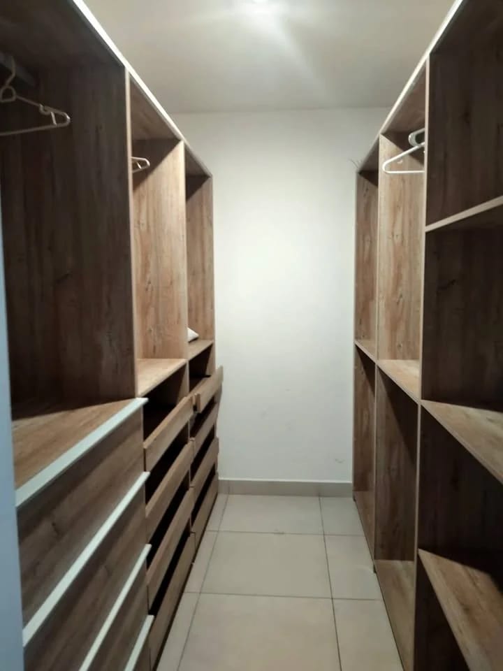 APARTAMENTO AMUEBLADO EN ALQUILER - NIVEL ALTO - EDIFICIO Be14 LA VILLA ZONA 14 — Apartamento en Alquiler en Zona 14, Guatemala, Ciudad — foto 8 de 17