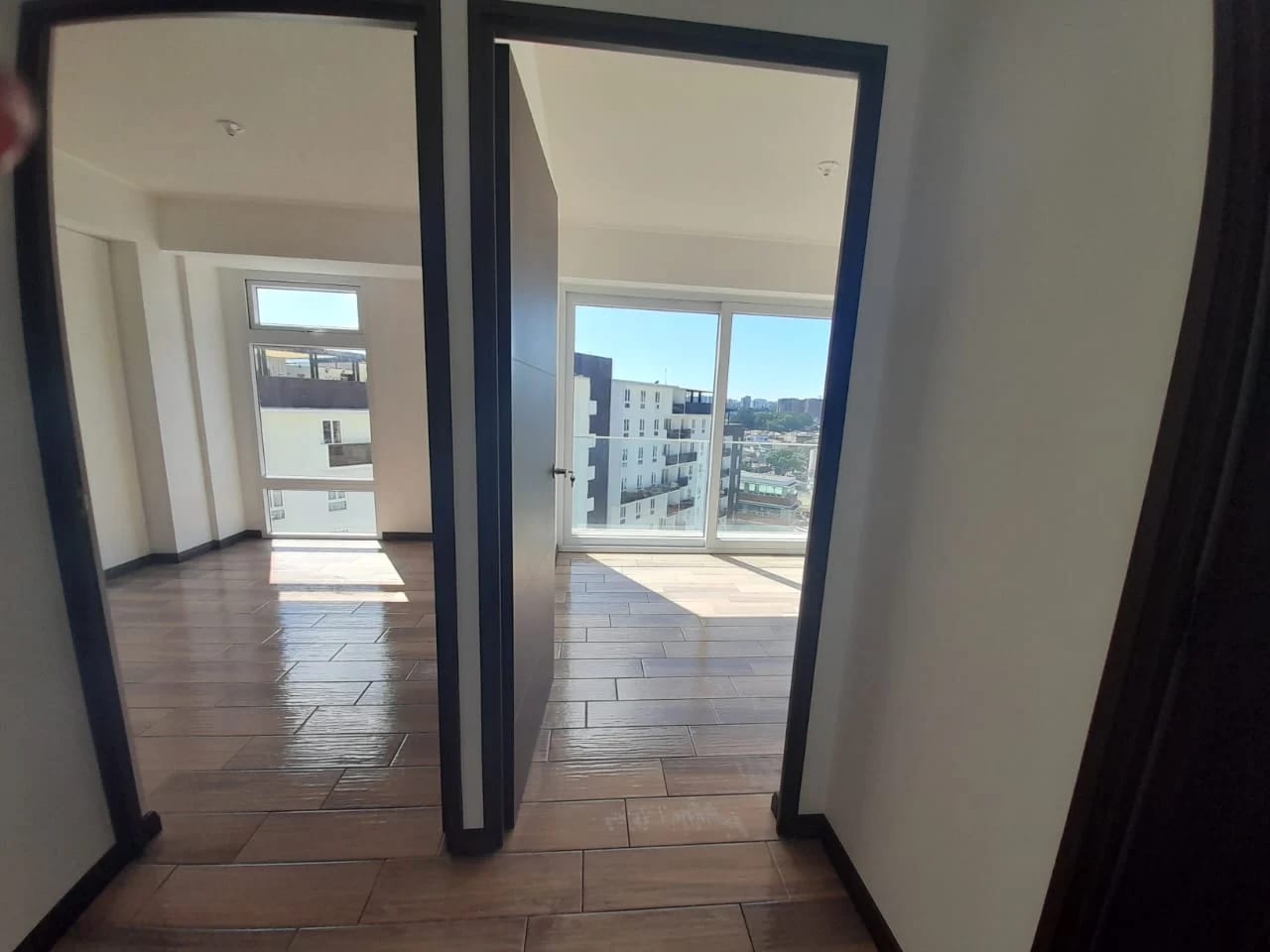 Apartamento en Venta - Nivel Alto - Torre Asunción Sur Zona 5 — Apartamento en Venta en Zona 5, Guatemala, Ciudad — foto 3 de 17