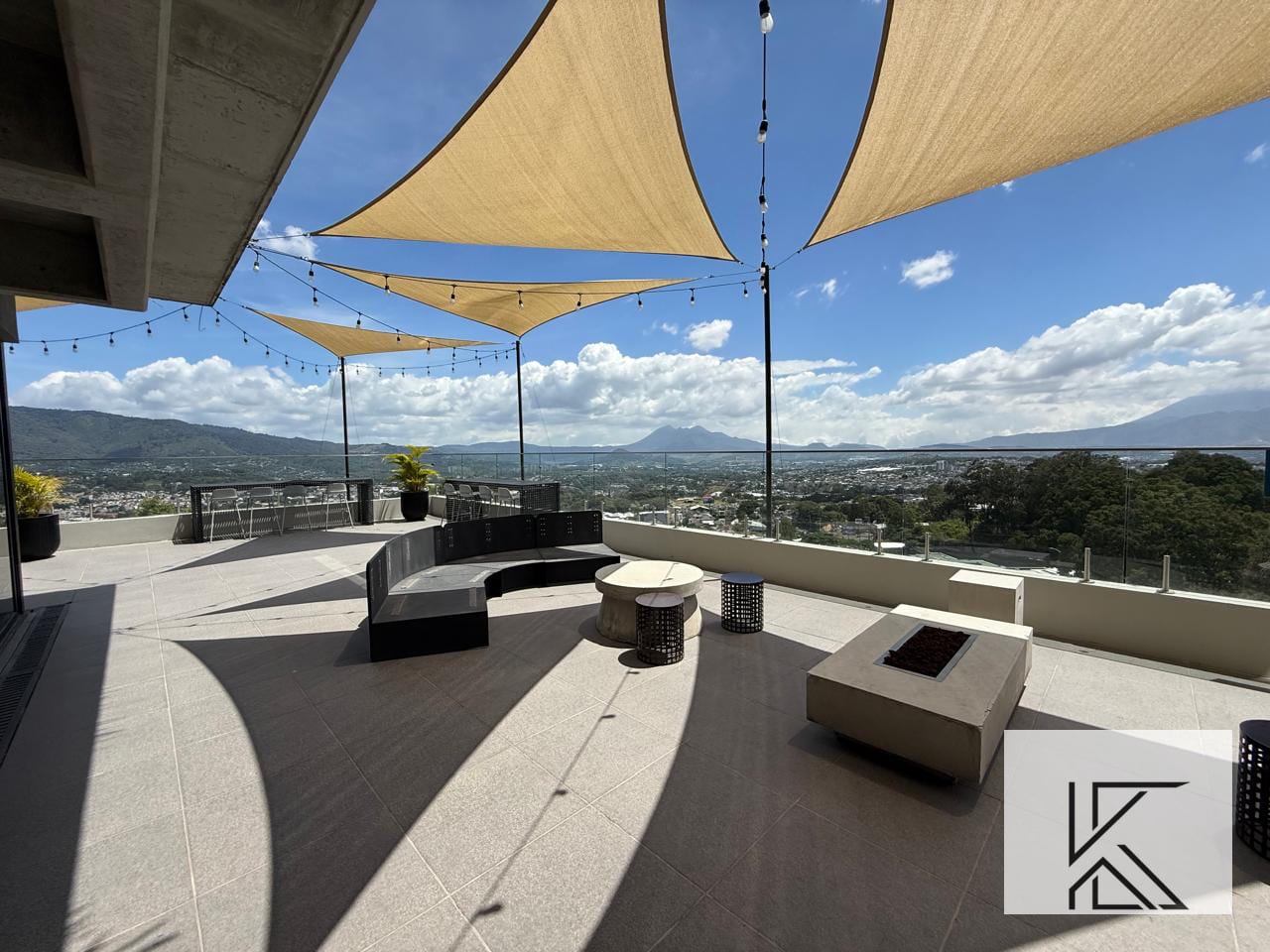 Apartamento en ALQUILER en Edificio ELEMENTO zona 13 — Apartamento en Alquiler en Elemento Plaza Berlín, Zona 13, Guatemala, Ciudad — foto 13 de 17