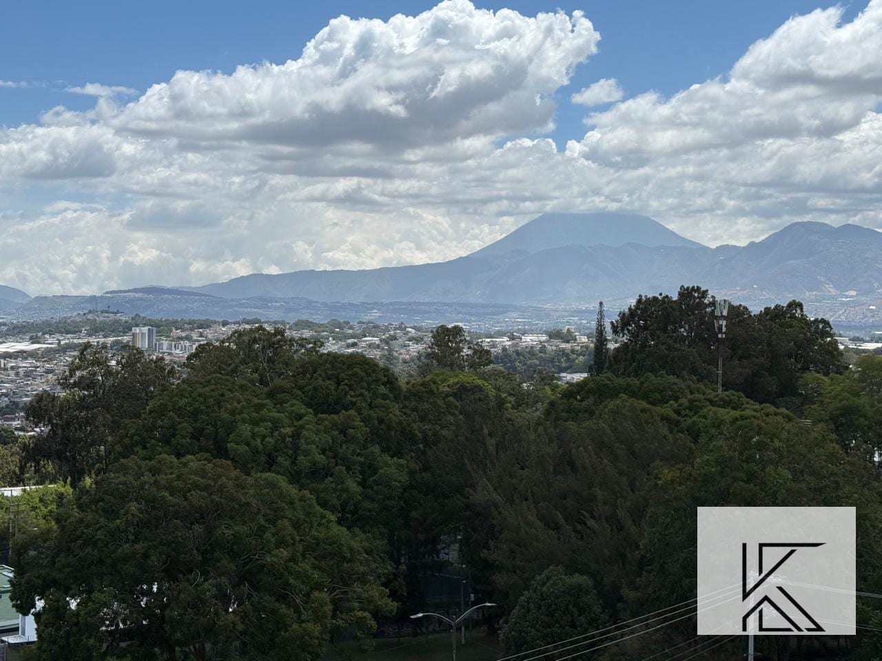 Apartamento en ALQUILER en Edificio ELEMENTO zona 13 — Apartamento en Alquiler en Elemento Plaza Berlín, Zona 13, Guatemala, Ciudad — foto 11 de 17