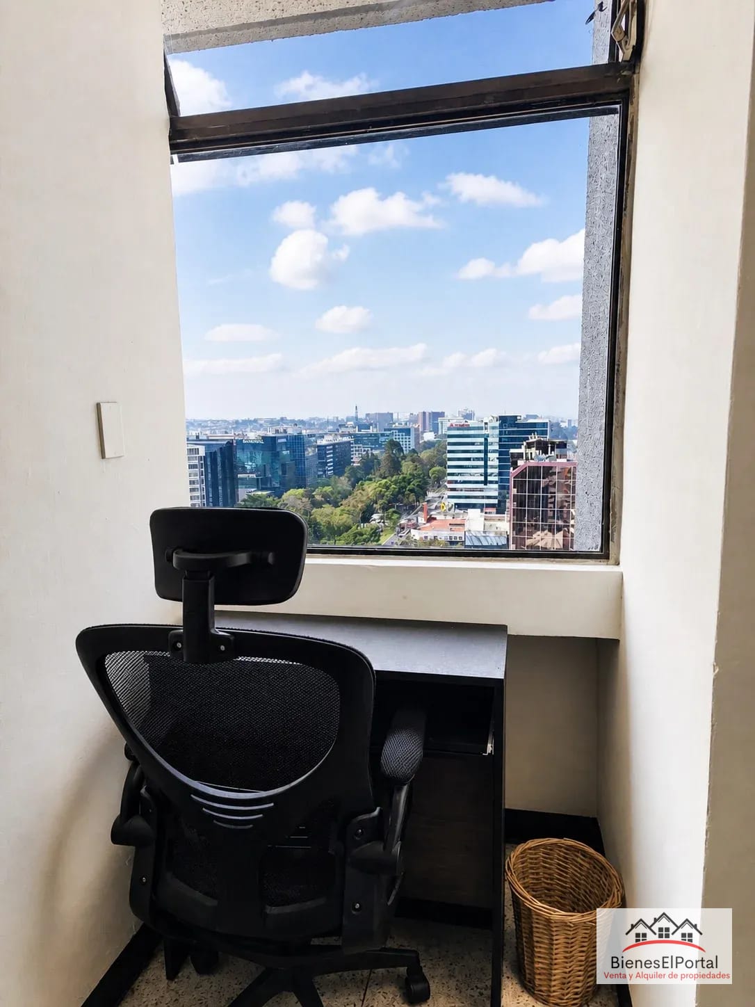 Apartamento en Reforma Montúfar Zona 10 — Apartamento en Alquiler en Reforma Montúfar, Zona 10, Guatemala, Ciudad — foto 6 de 7
