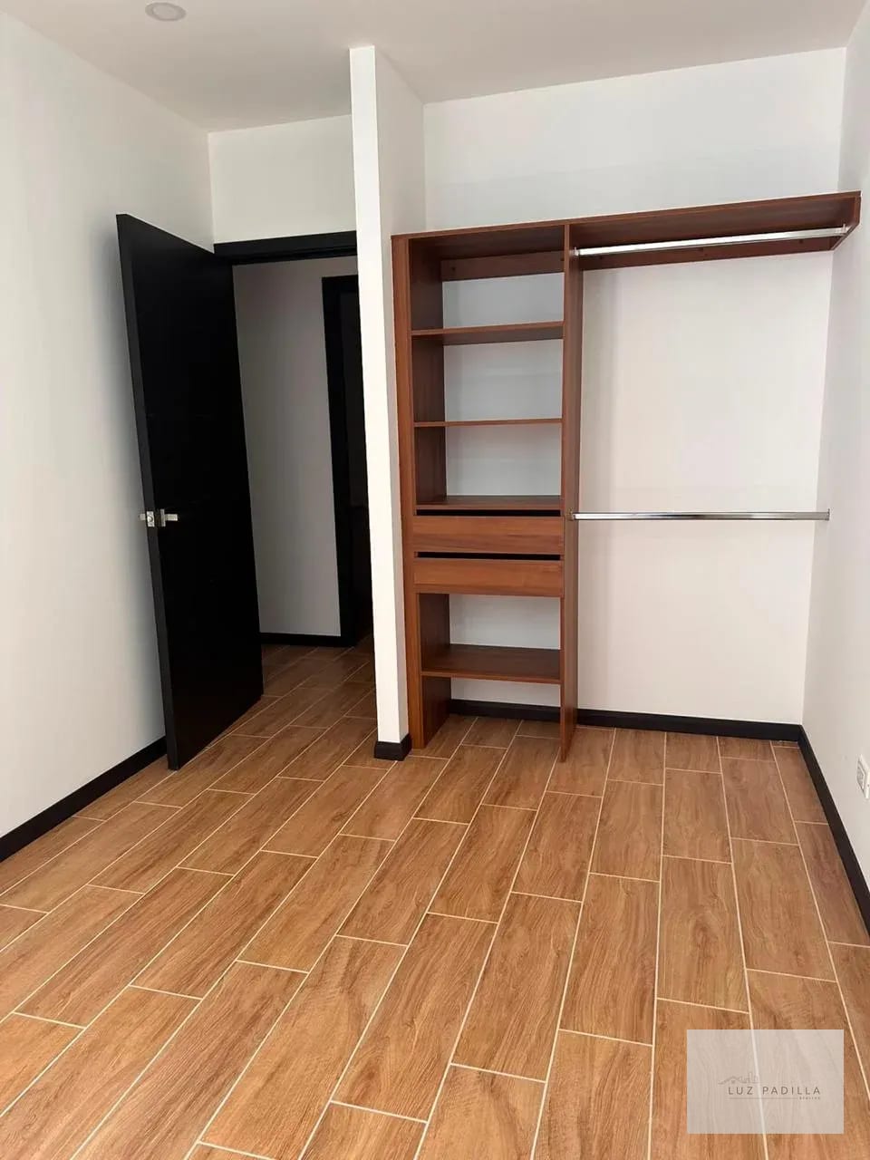 APARTAMENTO EN EDIFICIO ESSENZA ZONA 13 — Apartamento en Venta en Zona 13, Guatemala, Ciudad — foto 11 de 16