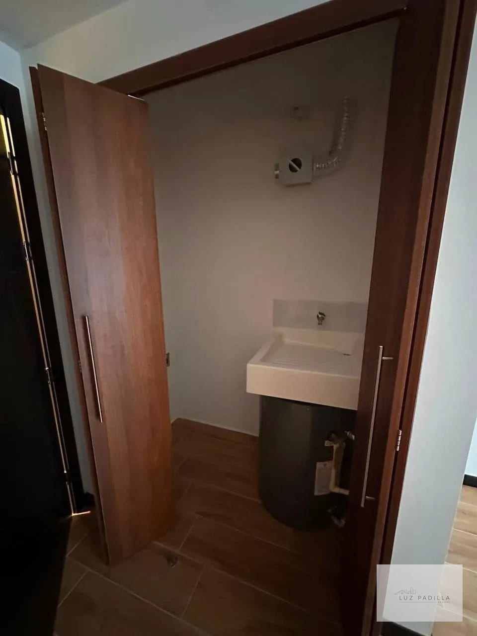 APARTAMENTO EN EDIFICIO ESSENZA ZONA 13 — Apartamento en Venta en Zona 13, Guatemala, Ciudad — foto 14 de 16