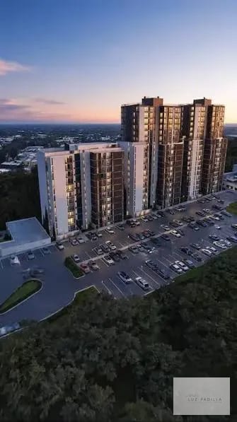 Apartamentos en Venta Boulevard Sur Ciudad San Crisobal Zona 8 de Mixco — Apartamento en Venta en Zona 8 Mixco, Guatemala, Ciudad — foto 1 de 5