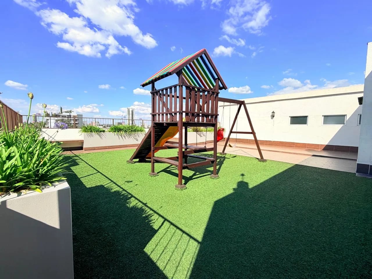 APARTAMENTO EN VENTA EN SANTA MARÍA DE LAS CHARCAS ZONA 11 — Apartamento en Venta en Santa María de Las Charcas, Zona 11, Guatemala, Ciudad — foto 7 de 9