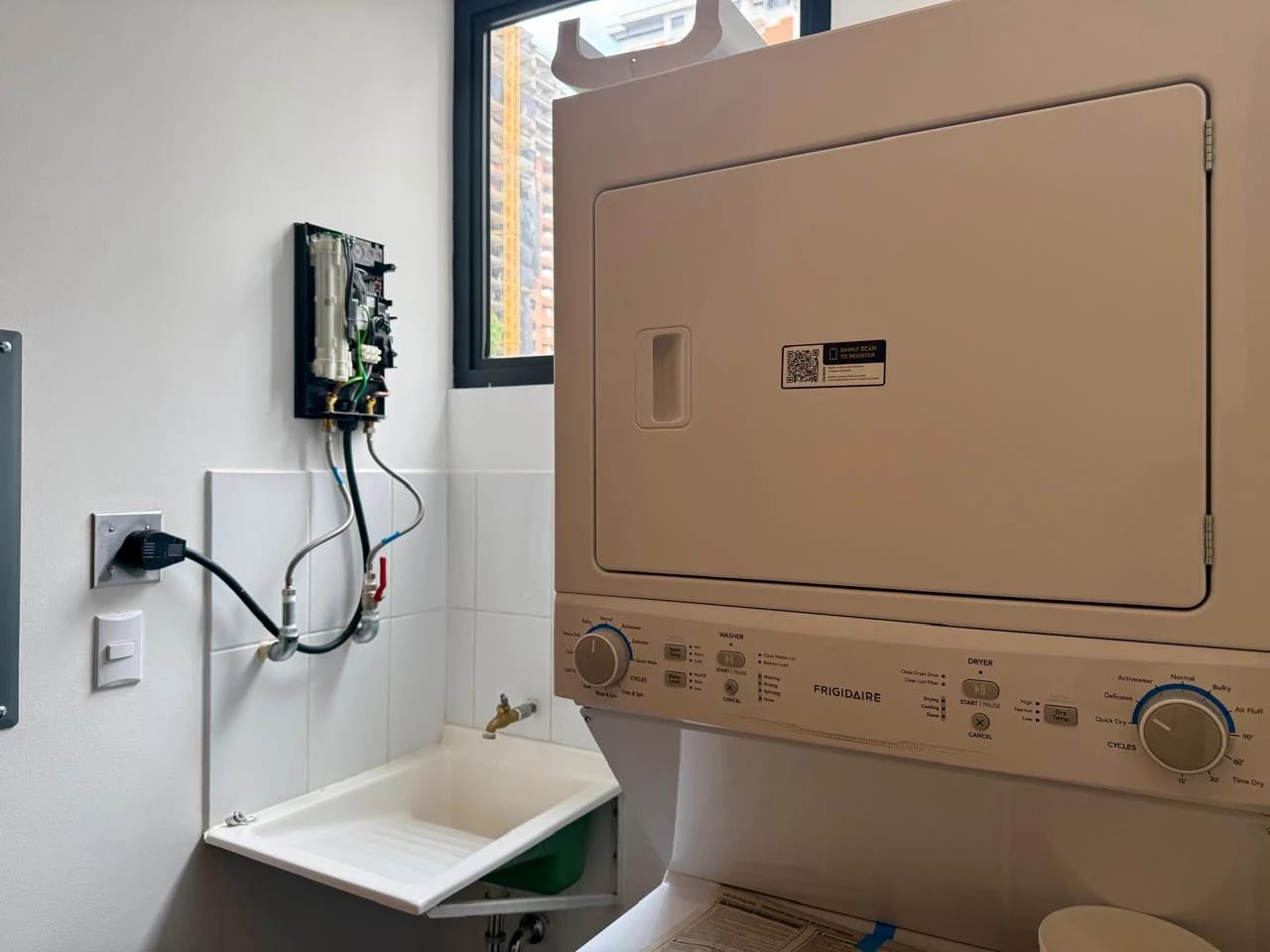 APARTAMENTO EN RENTA EN EXLUSIVO EDIFICIO DE ZONA 14 — Apartamento en Alquiler en Zona 14, Guatemala, Ciudad — foto 8 de 17
