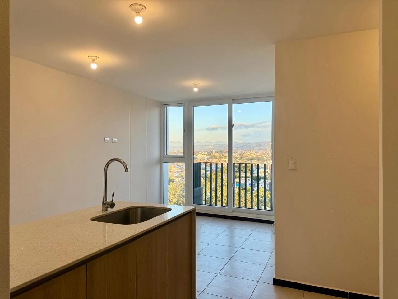 Apartamento en Venta en Zona 11, Parque San Jorge — Apartamento en Venta en Parque San Jorge, Zona 11, Guatemala, Ciudad — foto 3 de 16