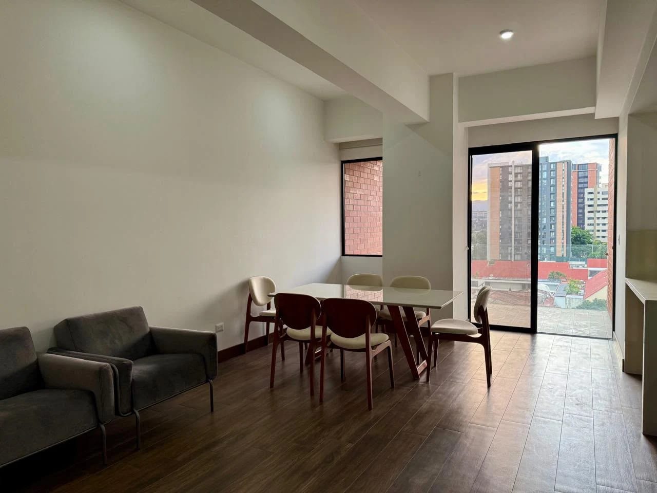 Apartamento Amueblado en Renta en Zona 14 — Apartamento en Alquiler en Zona 14, Guatemala, Ciudad — foto 2 de 17