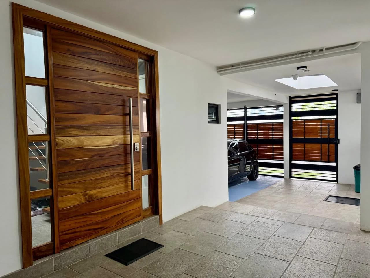 Apartamento en Primer Nivel en Renta en Zona 15, Vista Hermosa I — Apartamento en Alquiler en Vista Hermosa I, Zona 15, Guatemala, Ciudad — foto 1 de 13