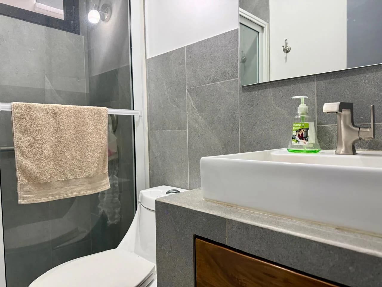 Apartamento en Primer Nivel en Renta en Zona 15, Vista Hermosa I — Apartamento en Alquiler en Vista Hermosa I, Zona 15, Guatemala, Ciudad — foto 9 de 13