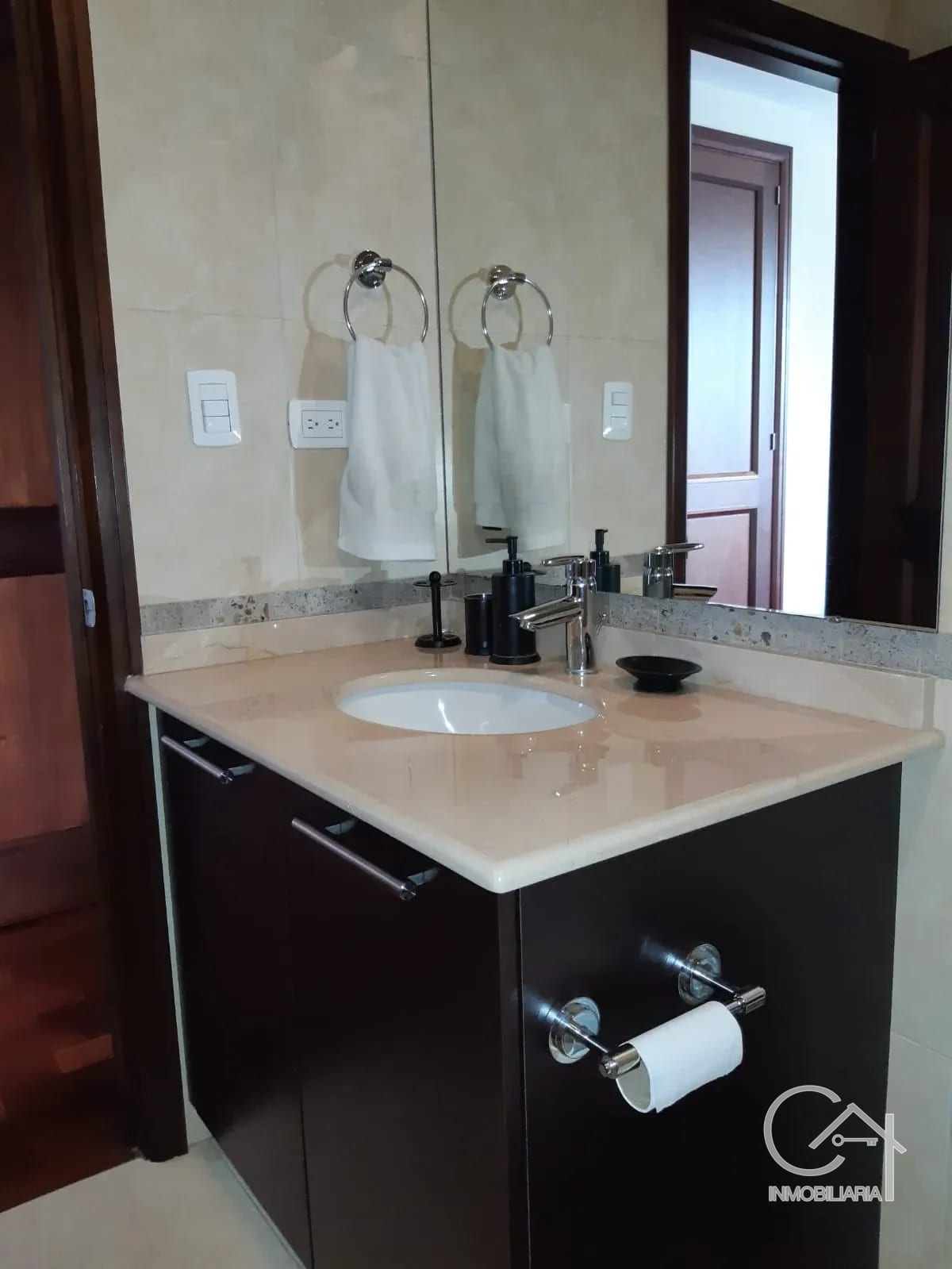 APARTAMENTO en Renta - Santa María, zona 10 — Apartamento en Alquiler en Santa María, Zona 10, Guatemala, Ciudad — foto 10 de 15
