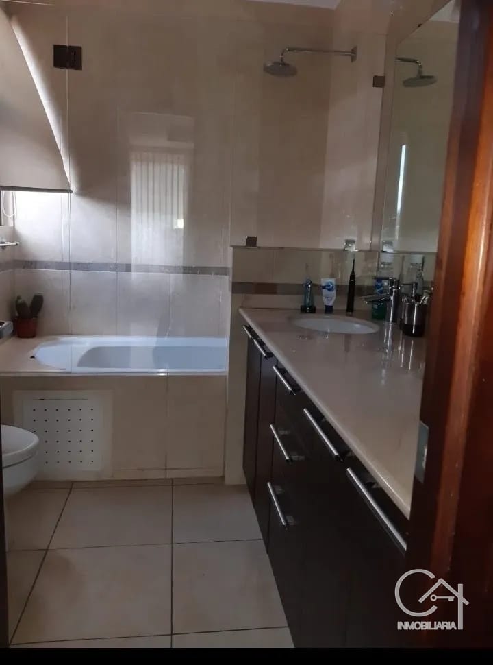 APARTAMENTO en Renta - Santa María, zona 10 — Apartamento en Alquiler en Santa María, Zona 10, Guatemala, Ciudad — foto 11 de 15