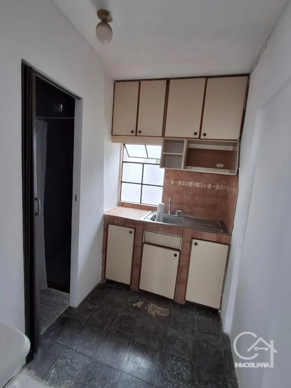 Apartamentos en Renta – Zona 2, Barrio Moderno — Apartamento en Alquiler en Zona 2, Guatemala, Ciudad — foto 2 de 16