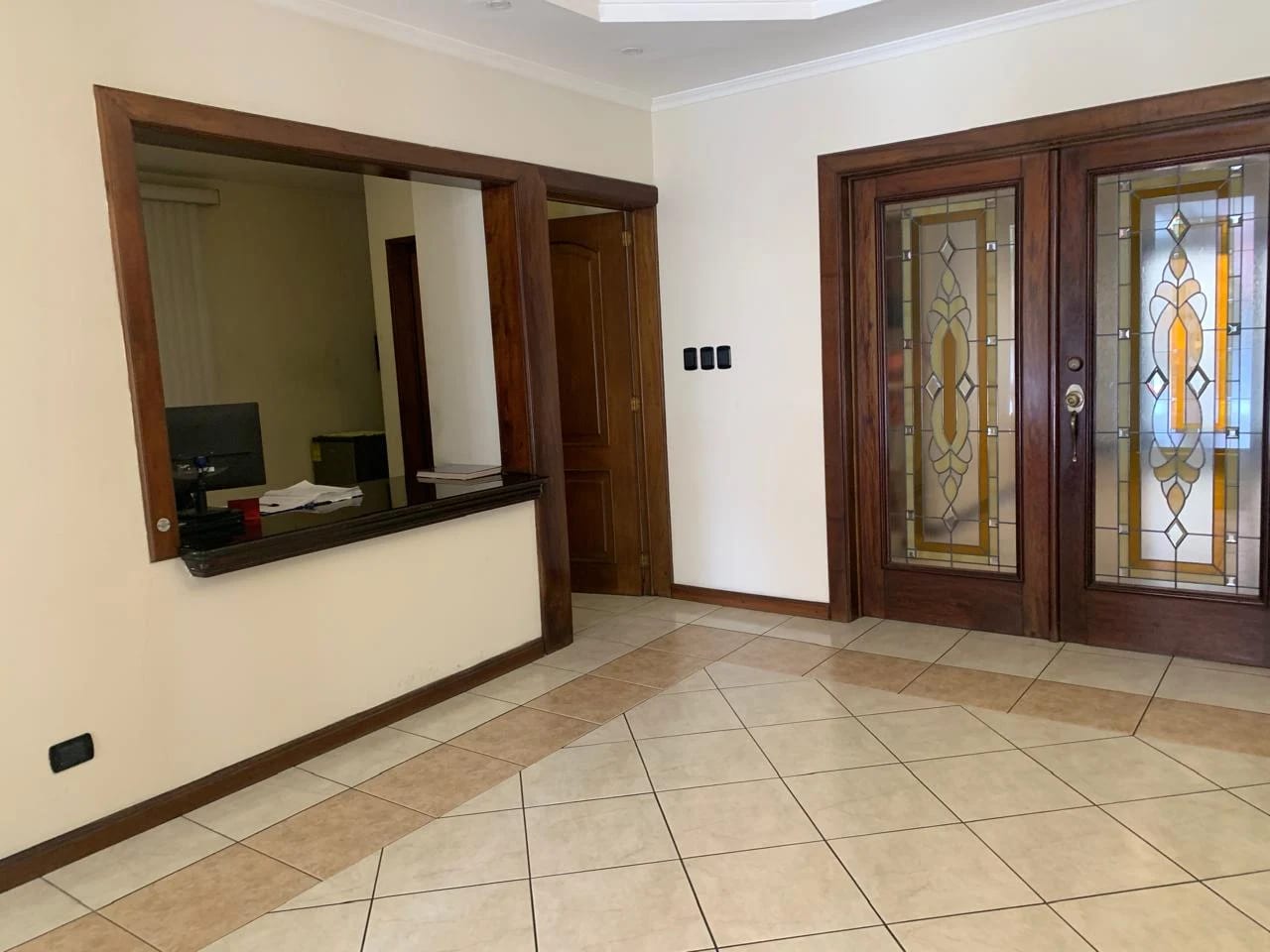Amplio Apartamento en Zona 10 — Apartamento en Venta en Zona Viva, Zona 10, Guatemala, Ciudad — foto 3 de 12