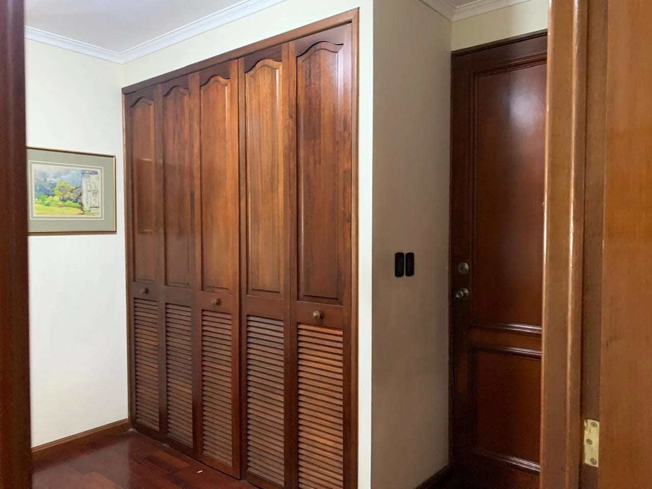 Amplio Apartamento en Zona 10 — Apartamento en Venta en Zona Viva, Zona 10, Guatemala, Ciudad — foto 9 de 12