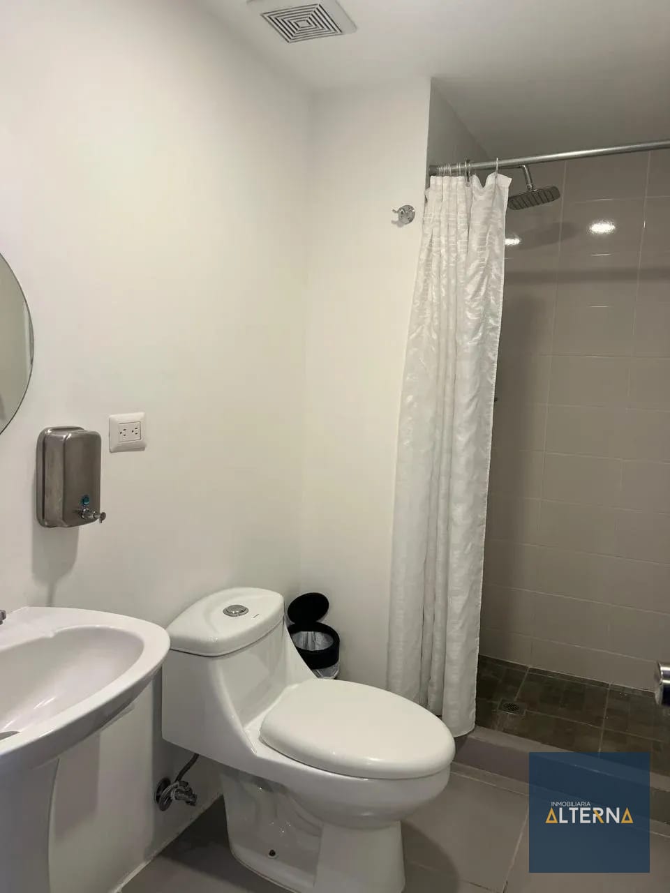 Apartamento en Venta “Amueblado” en Zona 14 — Apartamento en Venta en Zona 14, Guatemala, Ciudad — foto 2 de 11