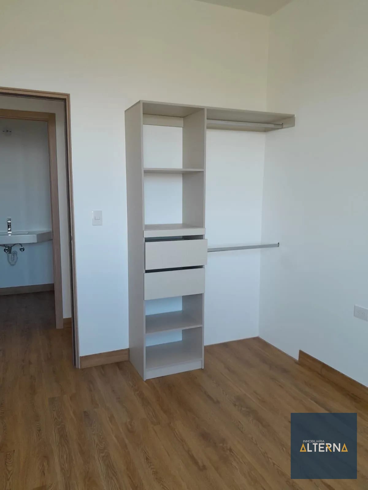 Apartamento en Renta en Zona 2 — Apartamento en Alquiler en Zona 2, Guatemala, Ciudad — foto 4 de 17