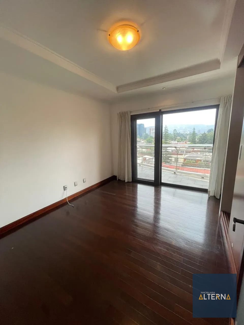Apartamento en Renta en Zona 14 Tadeus — Apartamento en Venta en Zona 14, Guatemala, Ciudad — foto 7 de 13