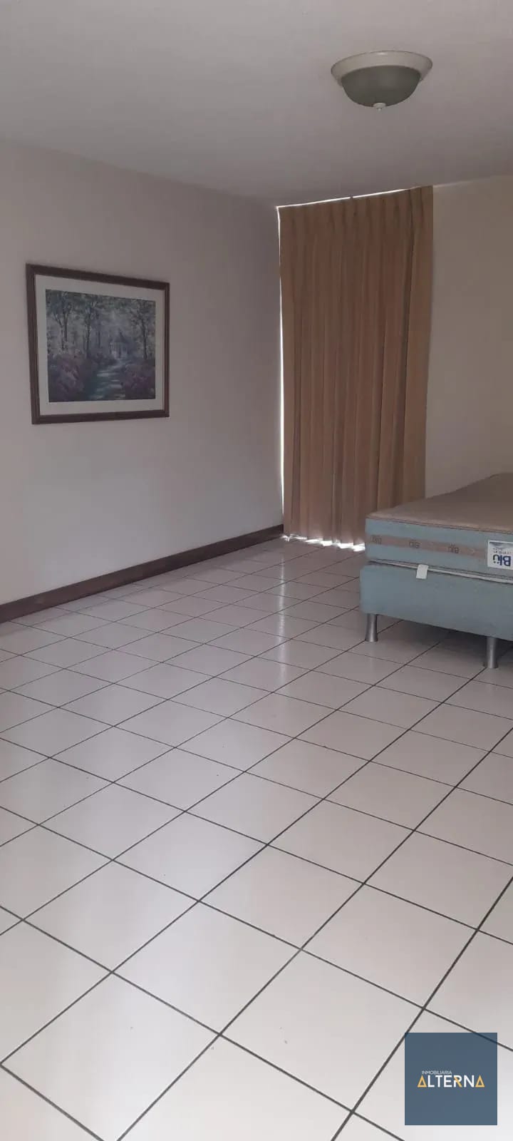Apartamento en Renta amueblado en zona 9 — Apartamento en Alquiler en Zona 9, Guatemala, Ciudad — foto 9 de 12
