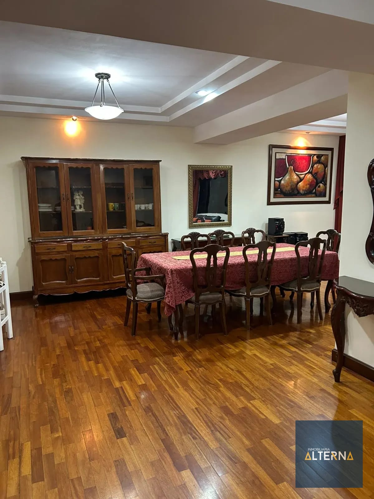 Apartamento en Renta Zona 10 — Apartamento en Alquiler en Zona 10, Guatemala, Ciudad — foto 4 de 17