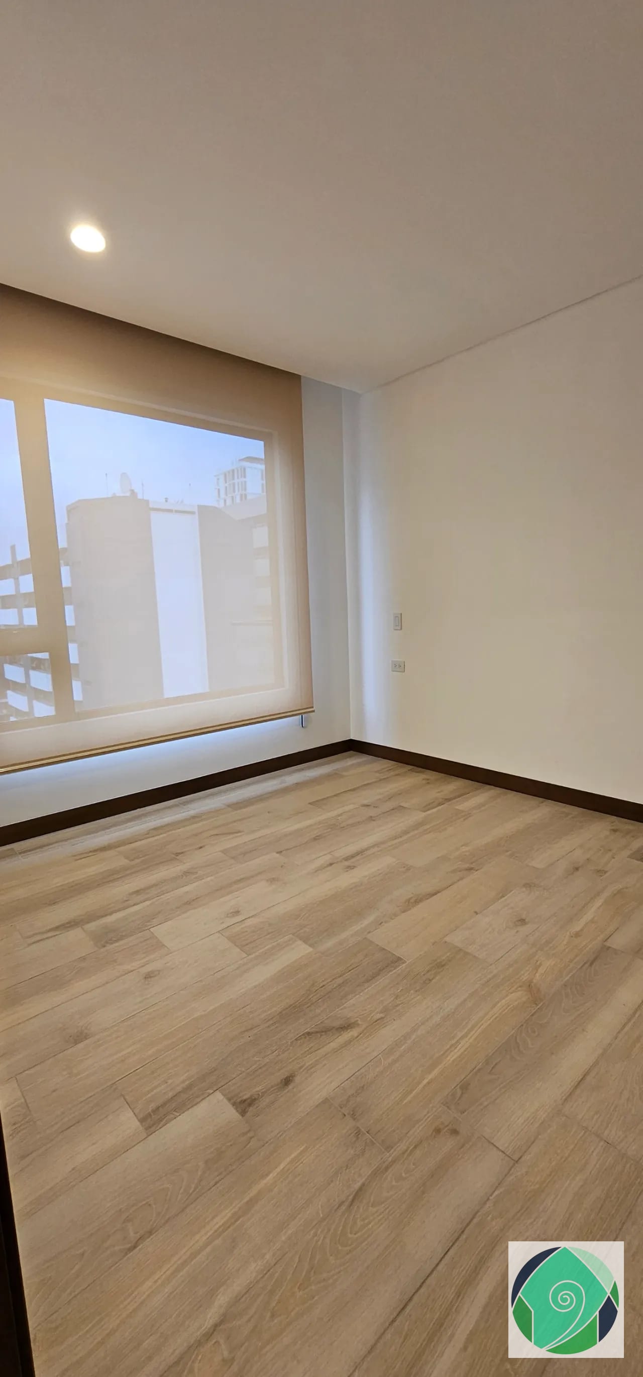 Alquiler Apartamento de 3 Habitaciones en Ferré Diez, Z10 — Apartamento en Alquiler en Ferré Diez, Zona 10, Guatemala, Ciudad — foto 13 de 16