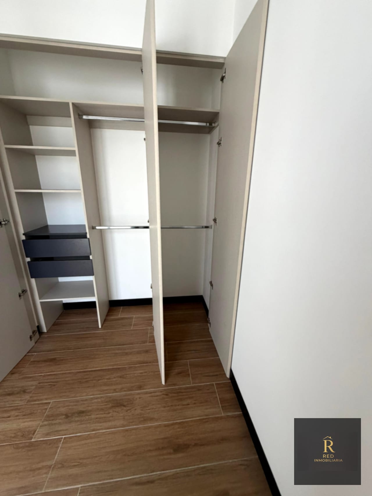 🏢 Apartamento en Alquiler — Edificio Lirios 3 de Cayala — Apartamento en Alquiler en Ciudad Cayalá, Zona 16, Guatemala, Ciudad — foto 12 de 17