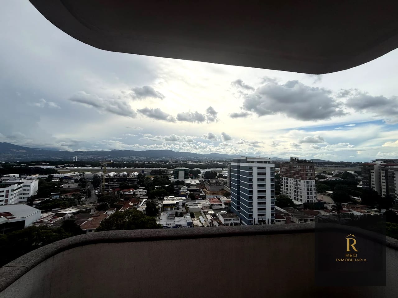 🏢 Apartamento en Venta – Edificio Bellini, Zona 14 — Apartamento en Venta en Bellini, Zona 14, Guatemala, Ciudad — foto 5 de 13