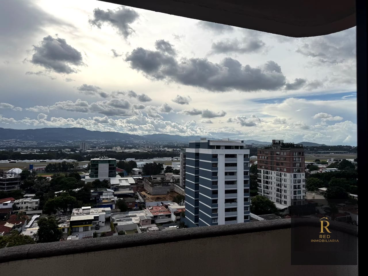 🏢 Apartamento en Venta – Edificio Bellini, Zona 14 — Apartamento en Venta en Bellini, Zona 14, Guatemala, Ciudad — foto 8 de 13