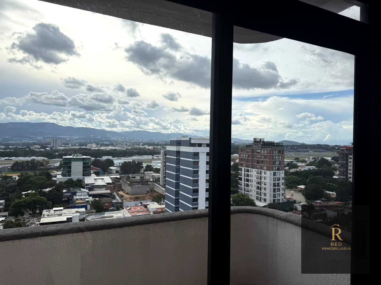 🏢 Apartamento en Venta – Edificio Bellini, Zona 14 — Apartamento en Venta en Bellini, Zona 14, Guatemala, Ciudad — foto 7 de 13