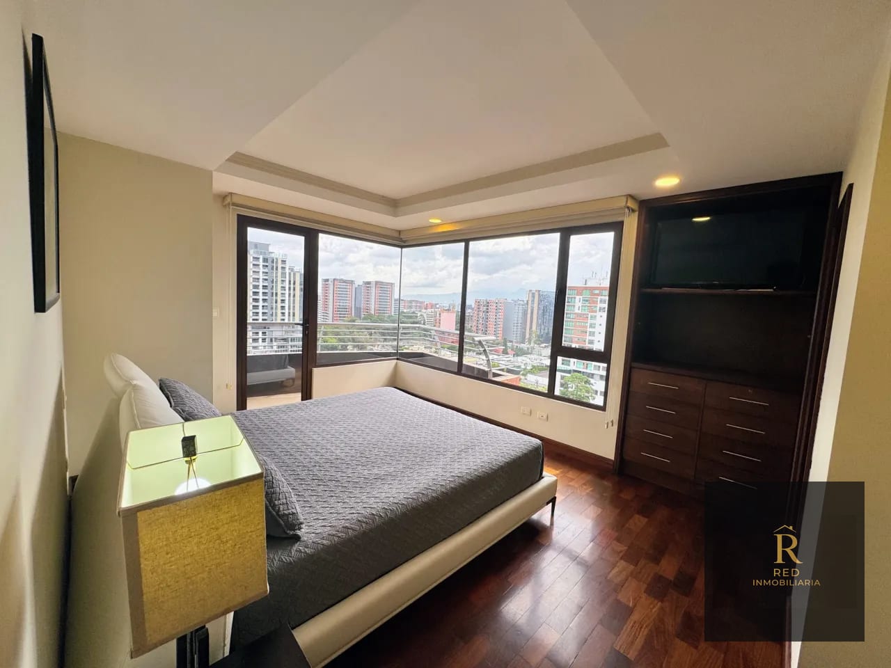 Venta Apartamento de Lujo, Edificio Santa María, Zona 10, Guatemala — Apartamento en Venta en Santa María, Zona 10, Guatemala, Ciudad — foto 11 de 15