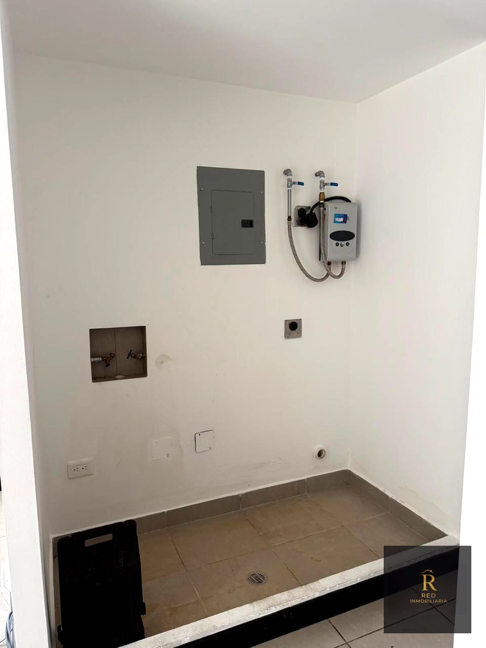 🏠 SE VENDE – Apartamento en Hexa Cañada 16, Zona 16 (camino al Pulte) — Apartamento en Venta en Zona 16, Guatemala, Ciudad — foto 13 de 14