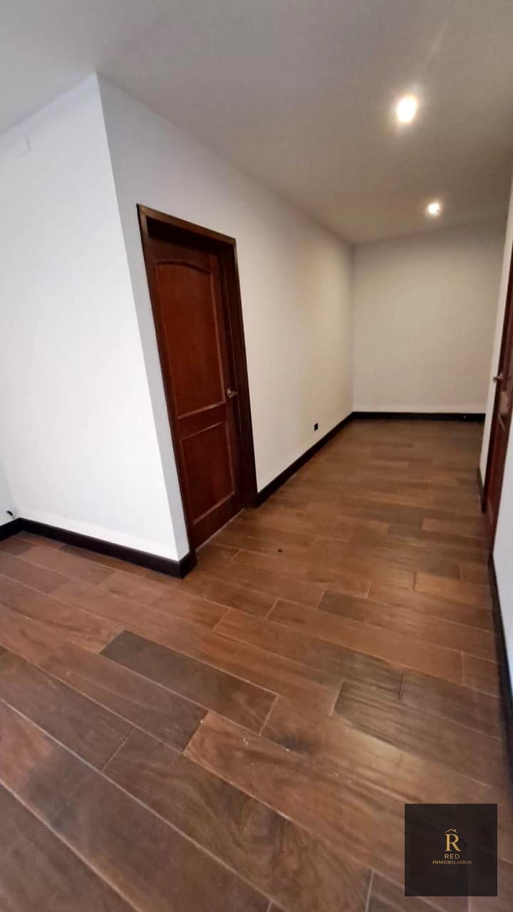 🏢 Renta de amplio apartamento — Edificio Oakland, Zona 10 — Apartamento en Alquiler en Zona 10, Guatemala, Ciudad — foto 9 de 17
