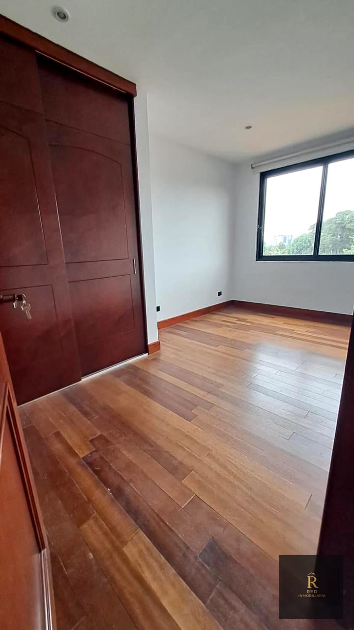 🏢 Renta de amplio apartamento — Edificio Oakland, Zona 10 — Apartamento en Alquiler en Zona 10, Guatemala, Ciudad — foto 6 de 17