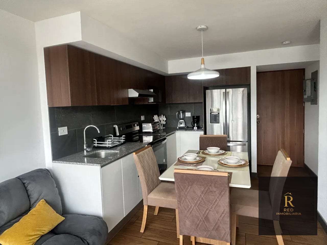 Apartamento Amueblado en Renta — Be14, La Villa, Zona 14 🏠 — Apartamento en Alquiler en Zona 14, Guatemala, Ciudad — foto 1 de 17