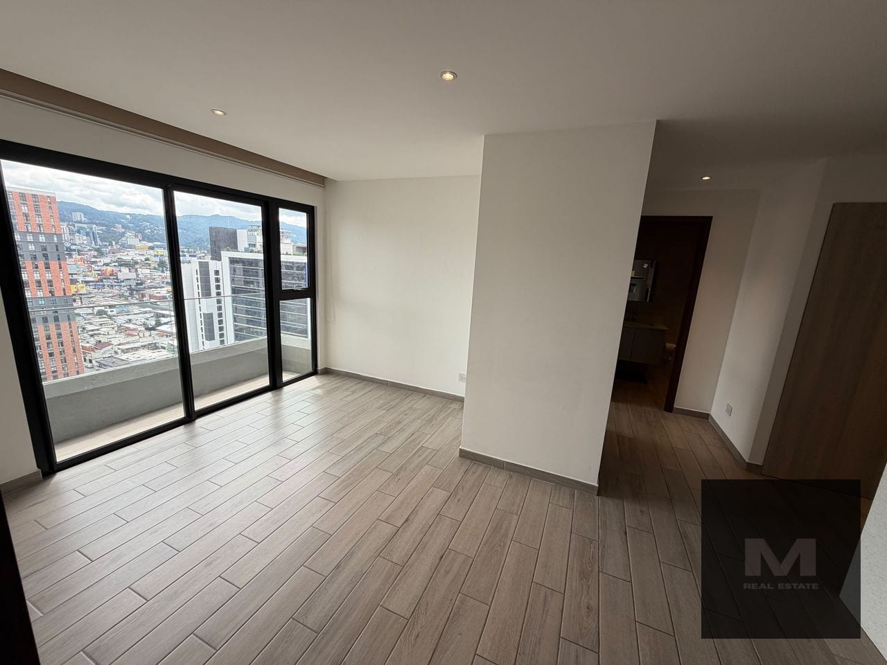 🏙️ Apartamento en Renta Zona 10 (+1) — Apartamento en Alquiler en Parque 10, Zona 10, Guatemala, Ciudad — foto 2 de 10