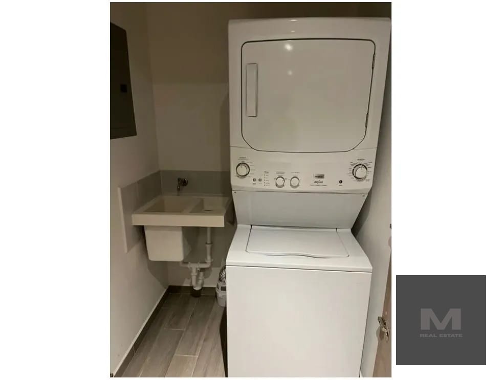 🏙️ Apartamento en renta, Parque 10, zona 10 — Apartamento en Alquiler en Parque 10, Zona 10, Guatemala, Ciudad — foto 8 de 10