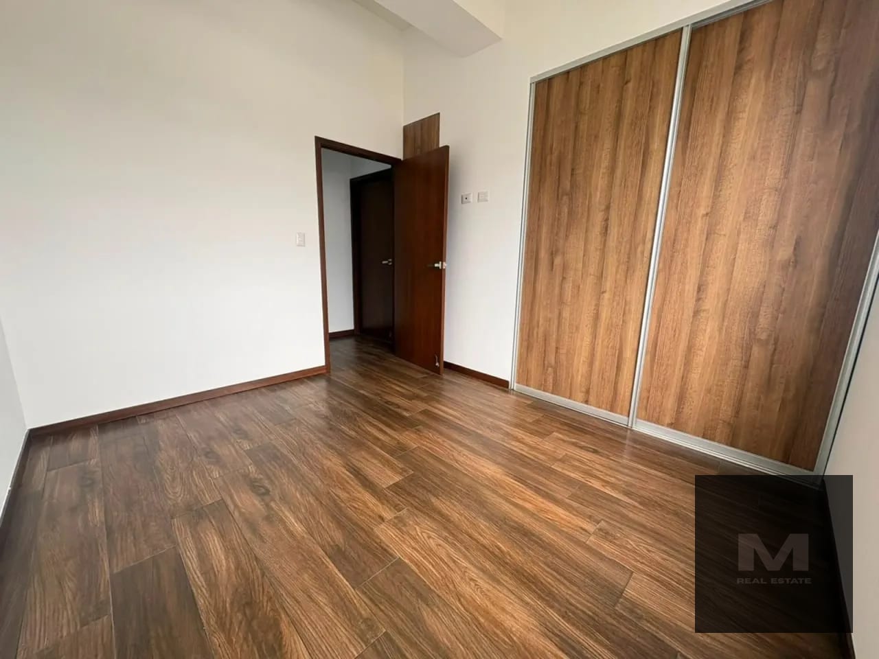🏙️ Apartamento de 3 hab en venta, zona 10 — Apartamento en Venta en Casa Acueducto, Zona 10, Guatemala, Ciudad — foto 5 de 14