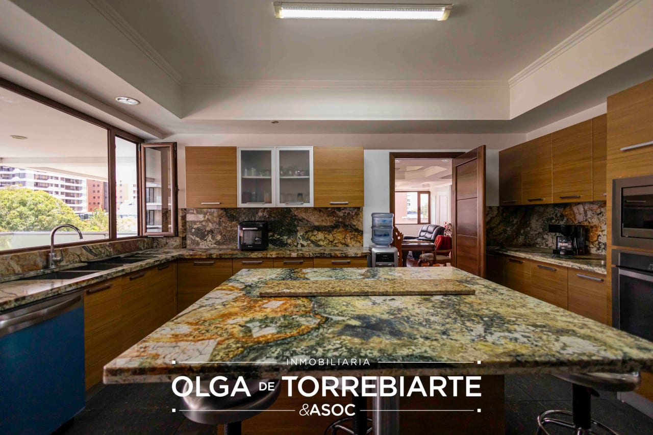 Apartamento en Gaudi, zona 14 — Apartamento en Venta en Gaudí, Zona 14, Guatemala, Ciudad — foto 14 de 17