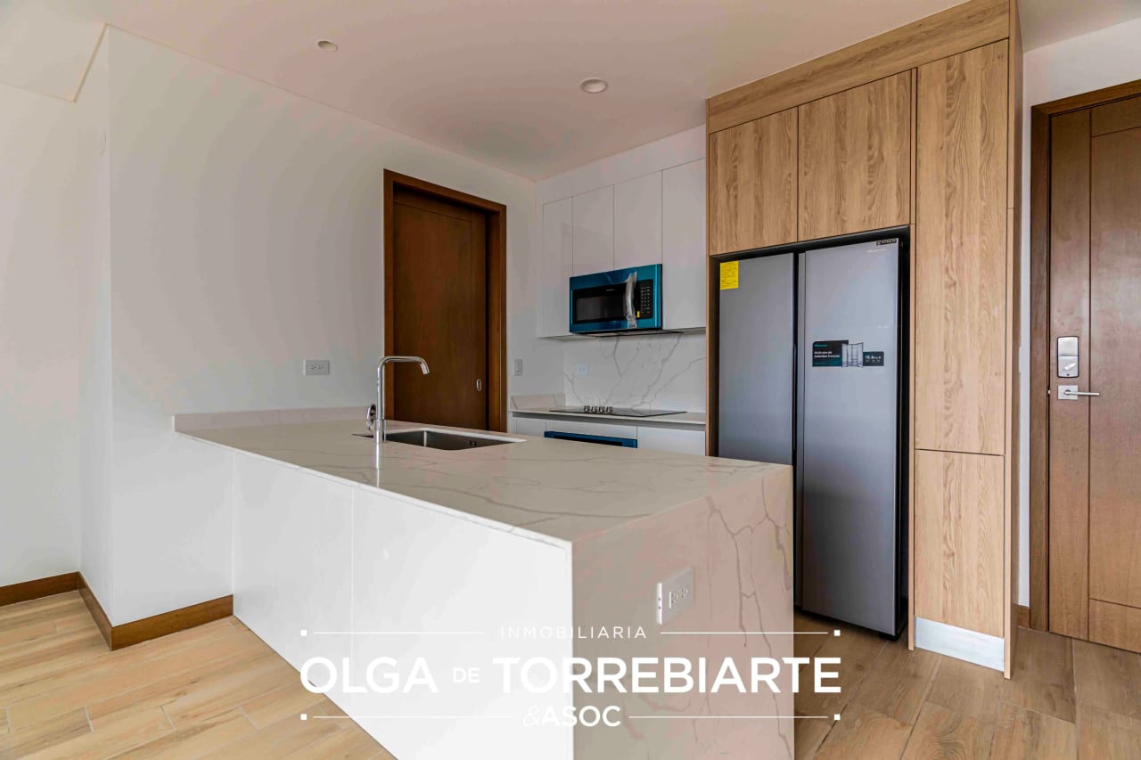 Apartamento en Ferré Diez, Zona 10 — Apartamento en Alquiler en Ferré Diez, Zona 10, Guatemala, Ciudad — foto 12 de 17
